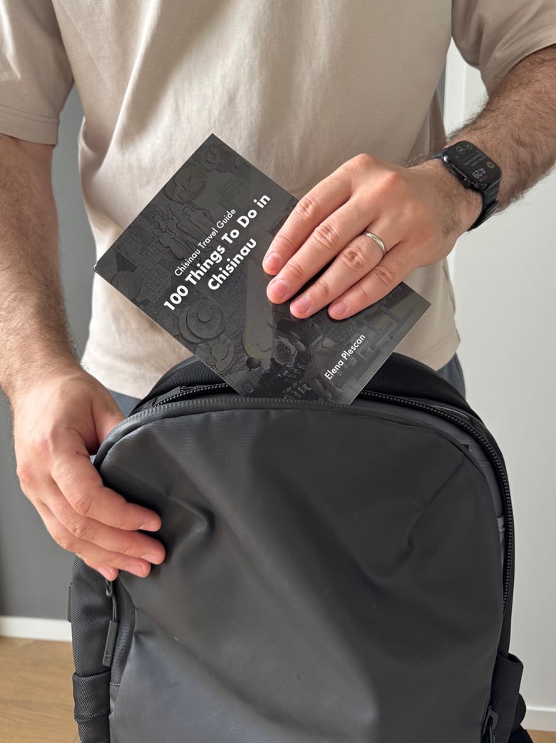 Chisinau City Guide Cover